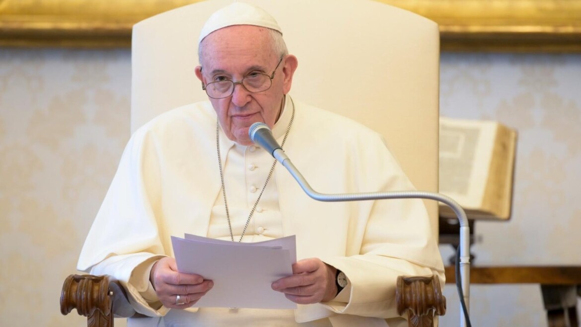 Vaticano apresenta mensagem do Papa para o Dia Mundial dos Avós e dos Idosos