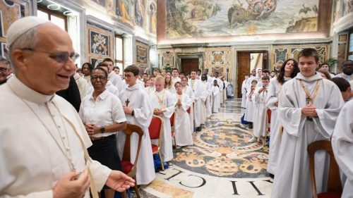 “A celebração da Missa é a salvação do mundo!” Leão XIV