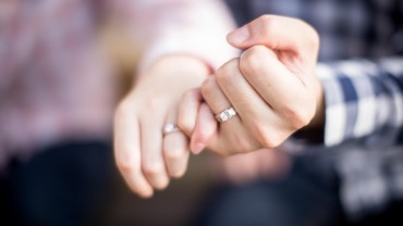 Nota doutrinal: “Una caro” foi publicada