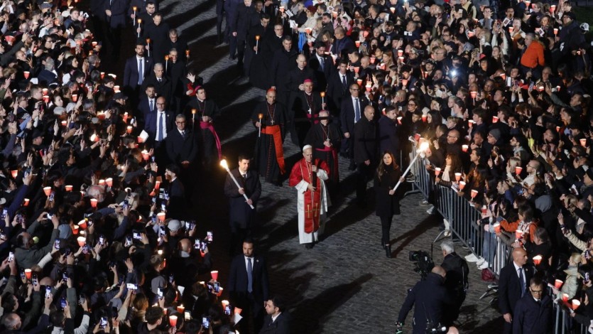 Via Sacra com o Papa