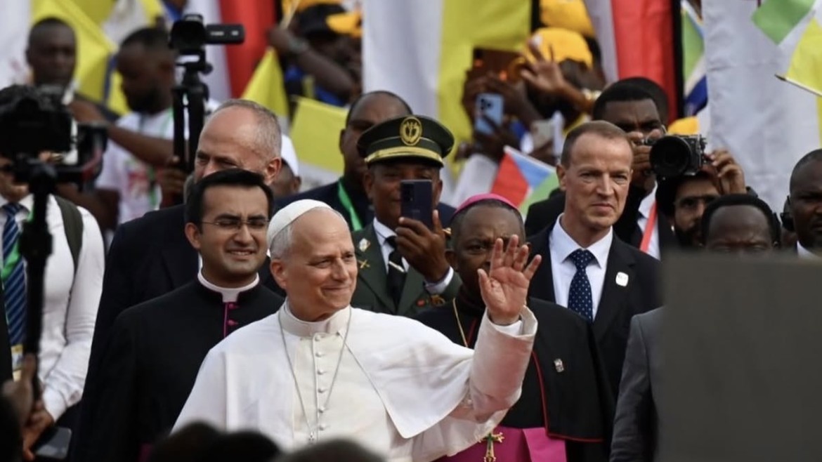 Guiné: Papa defende mais frágeis e doentes