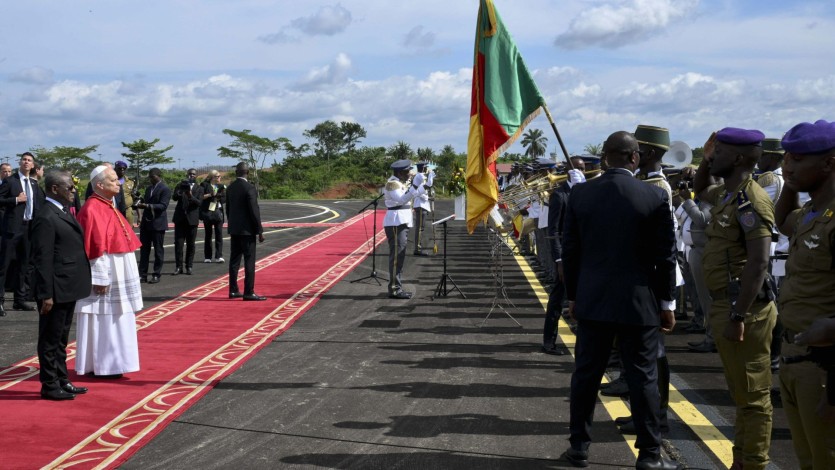 Leão XIV nos Camarões com denúncias ao conflito armado